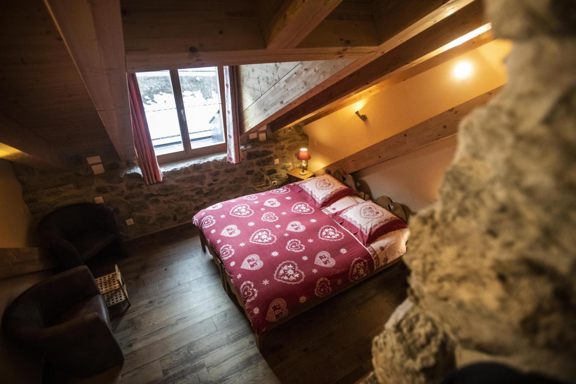 Aiguille De La Tza Hotel Арола Екстериор снимка