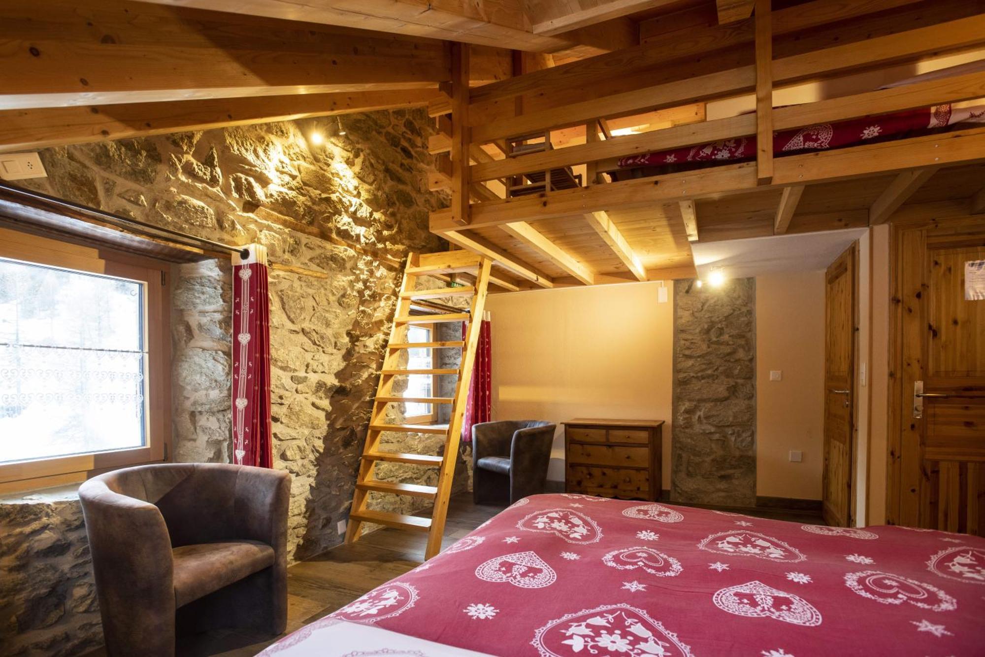Aiguille De La Tza Hotel Арола Екстериор снимка