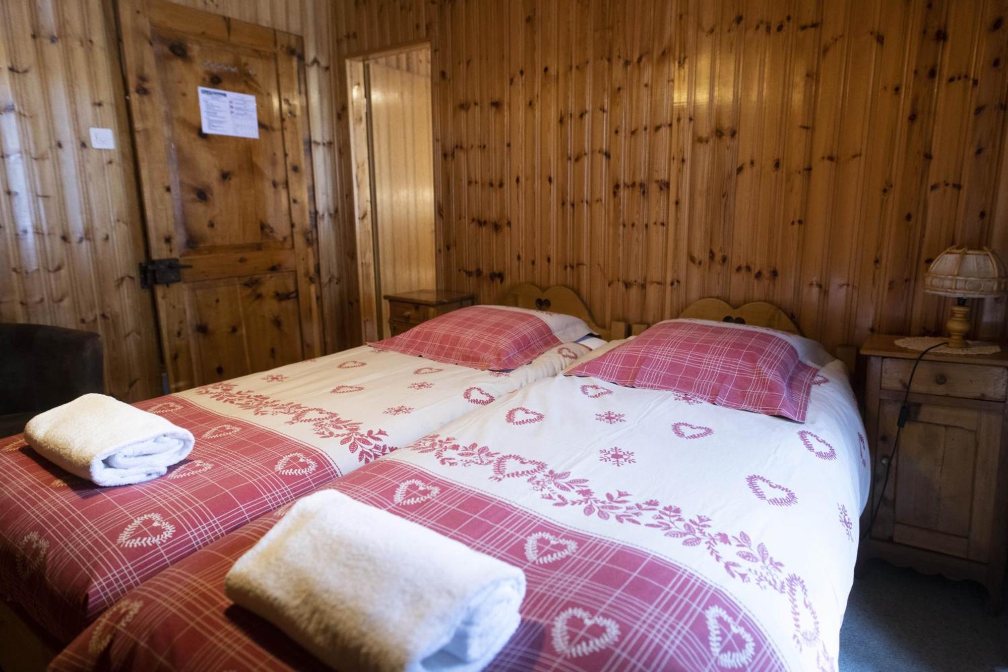 Aiguille De La Tza Hotel Арола Екстериор снимка