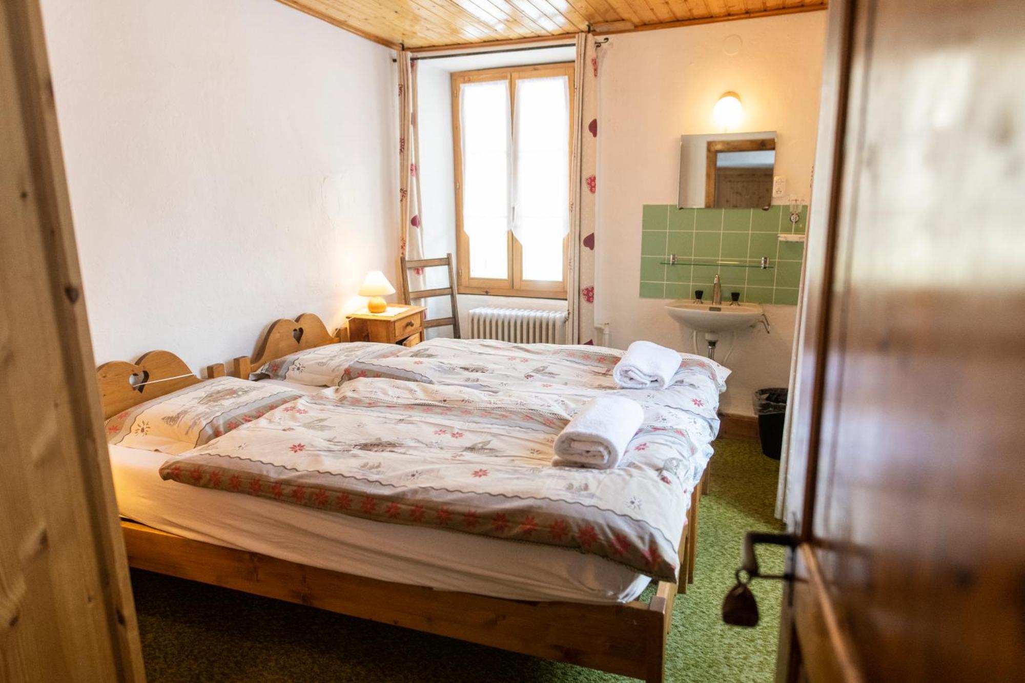 Aiguille De La Tza Hotel Арола Екстериор снимка