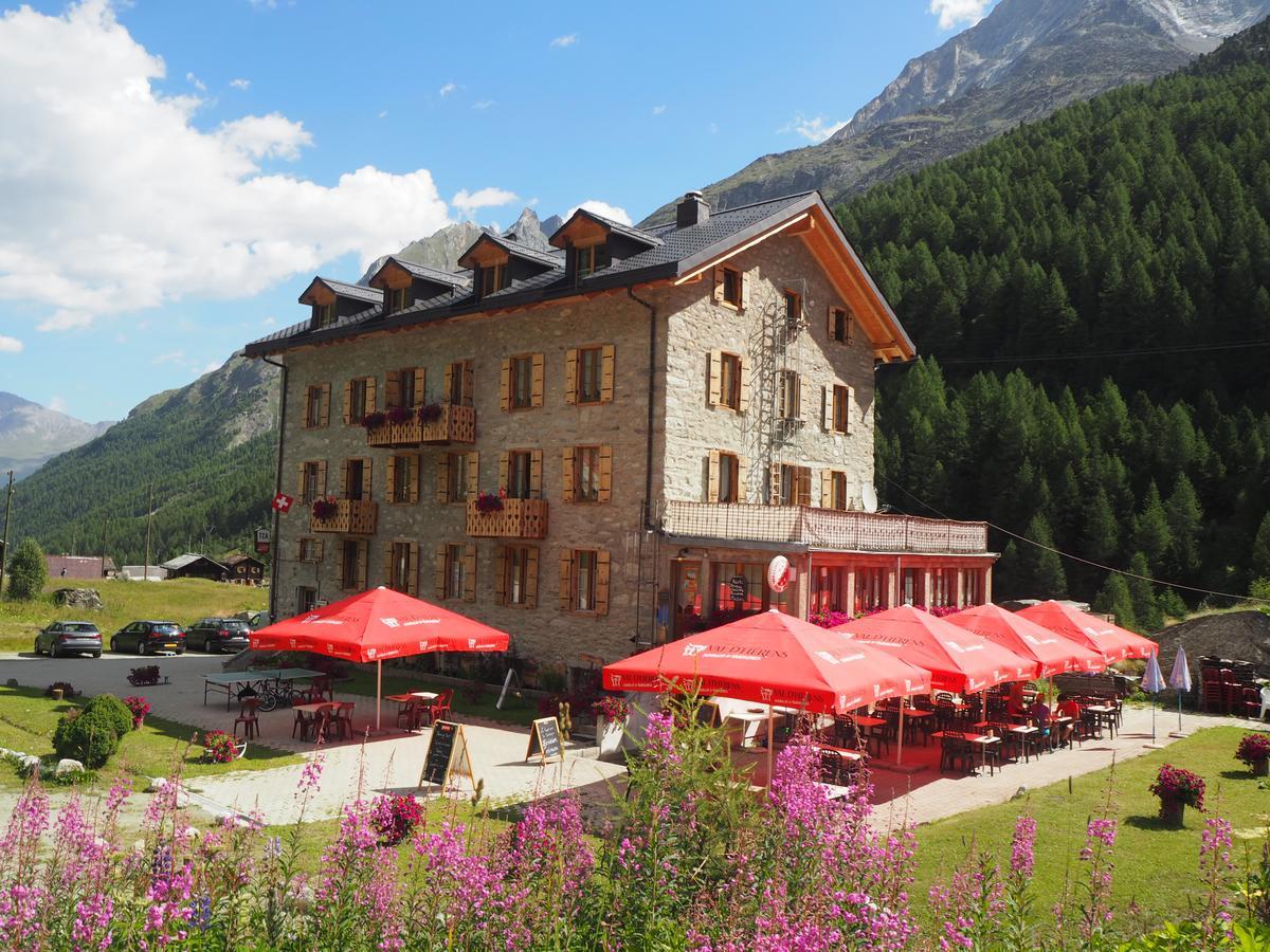 Aiguille De La Tza Hotel Арола Екстериор снимка