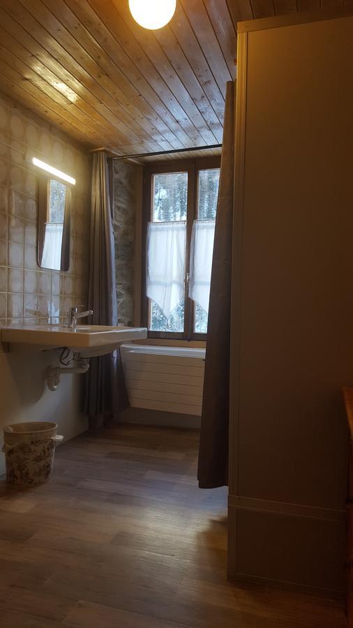 Aiguille De La Tza Hotel Арола Екстериор снимка
