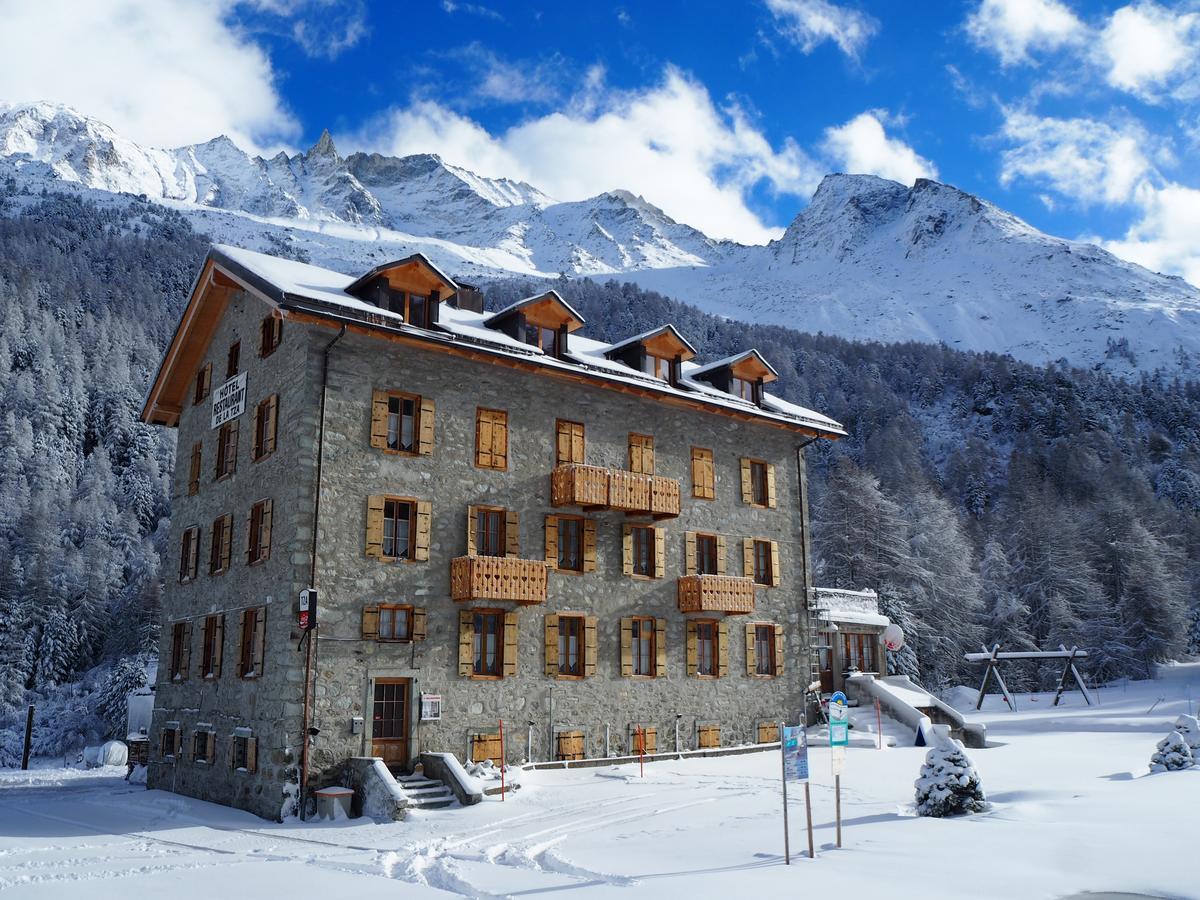 Aiguille De La Tza Hotel Арола Екстериор снимка
